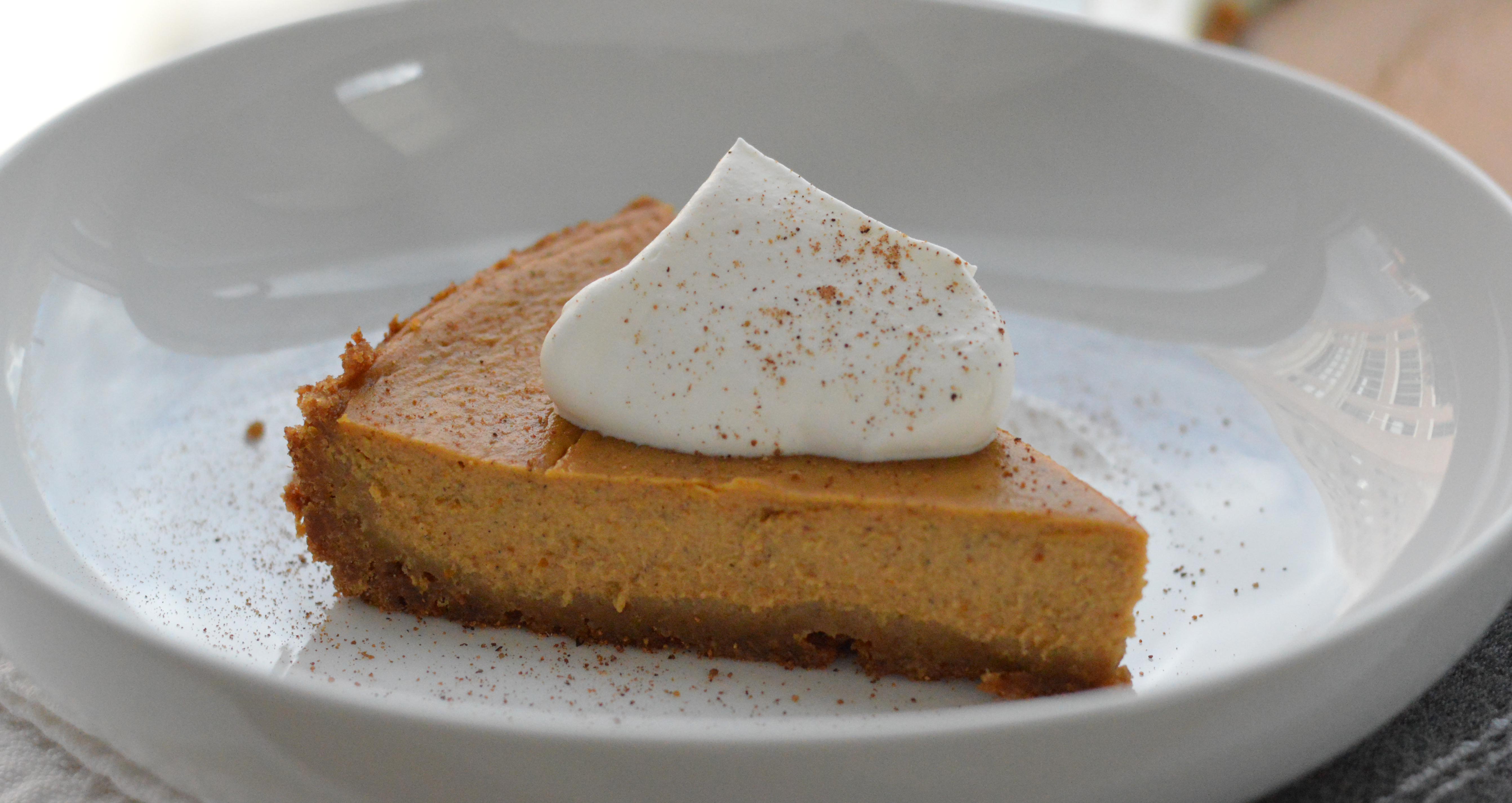 Pumpkin Bourbon Pie - 300 Sandwiches300 Sandwiches